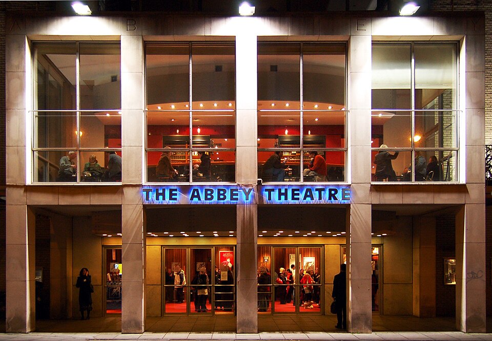 Fayl:Abbey Theatre exterior.jpg