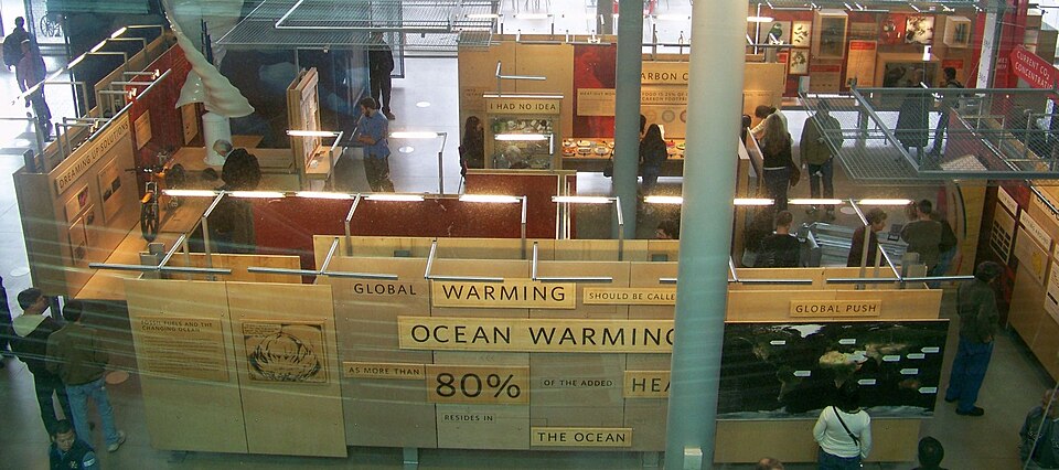 Fayl:CAS-Exhibit Area.JPG