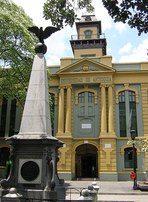 Fayl:Centenario UdeA-San Ignacio.jpg