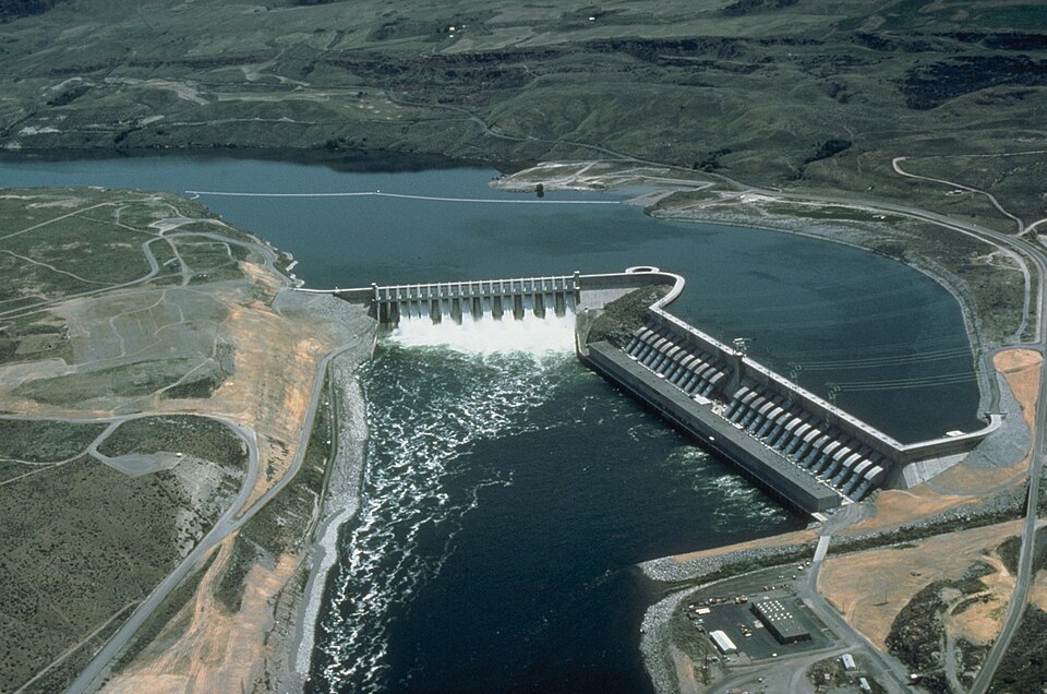 Fayl:Chief Joseph Dam.jpg