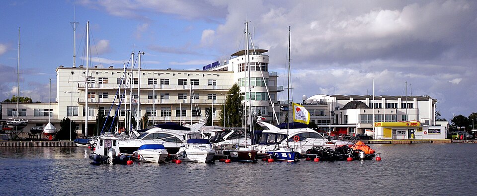 Fayl:Gdynia- Dom Żeglarza Polskiego (4).JPG