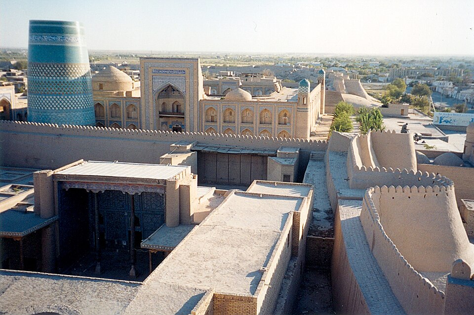 Fayl:KhivaWalls.jpg