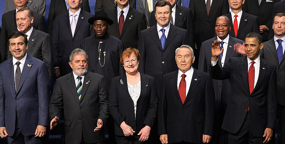 Fayl:LeadersNuclearSummit.JPG