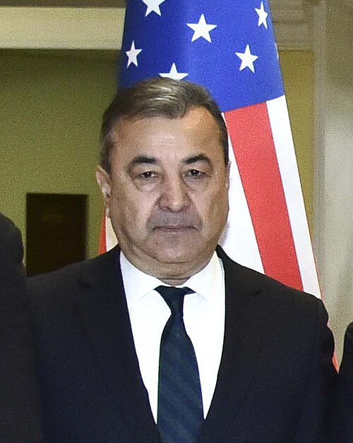Fayl:Sodiq Safoyev (cropped).jpg