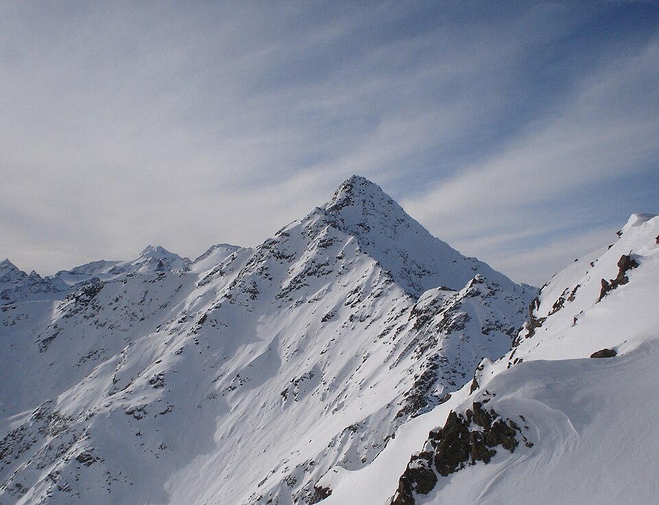 Fayl:Äußere schwarze schneid.jpg