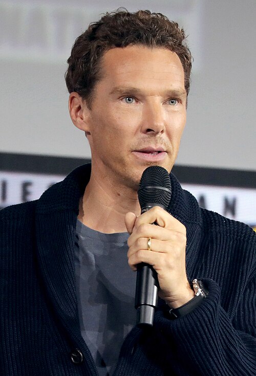 Fayl:BCumberbatch Comic-Con 2019.jpg