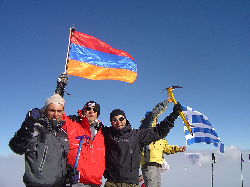 Fayl:Armenians on Ararat.JPG