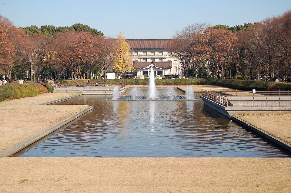 Fayl:Ueno Park fountain.JPG