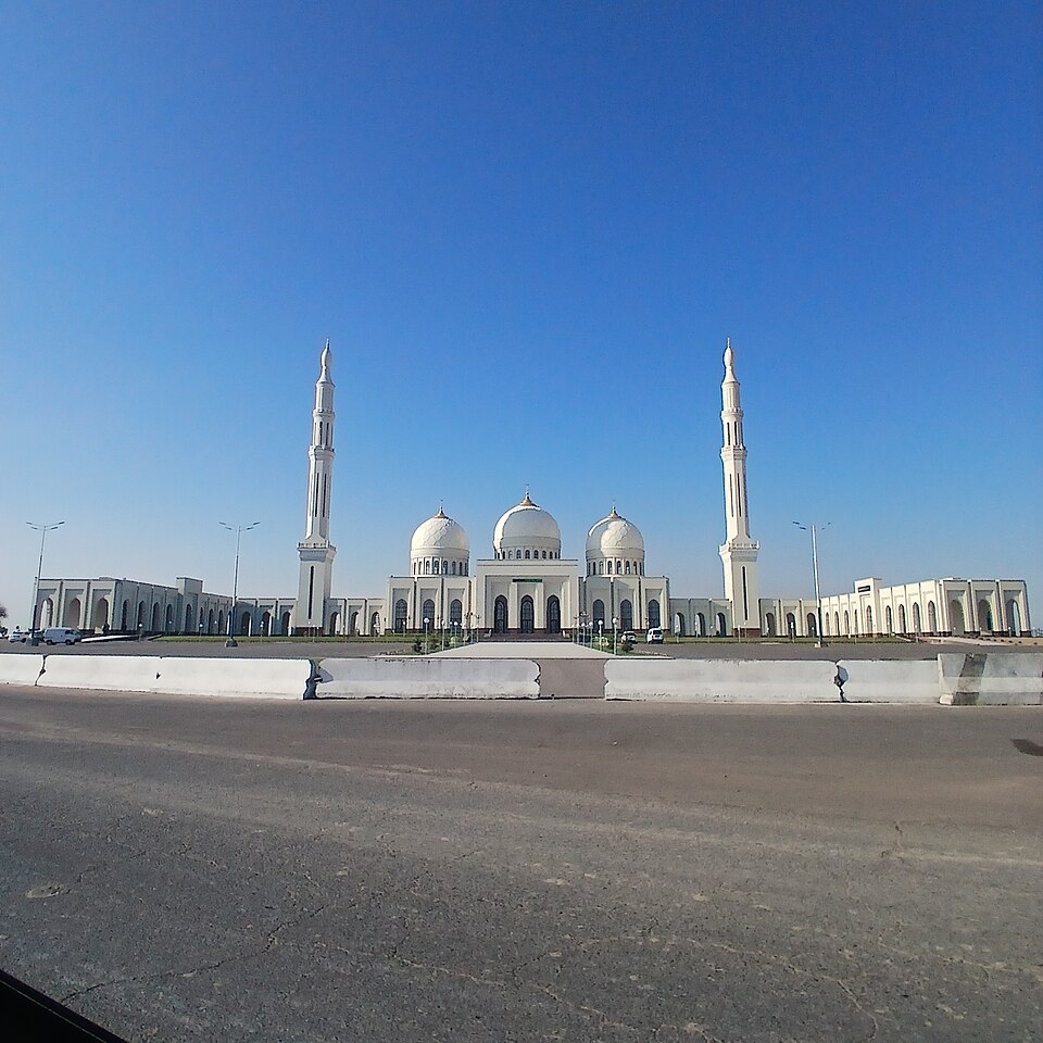 Fayl:Hilol jome masjidi.jpg