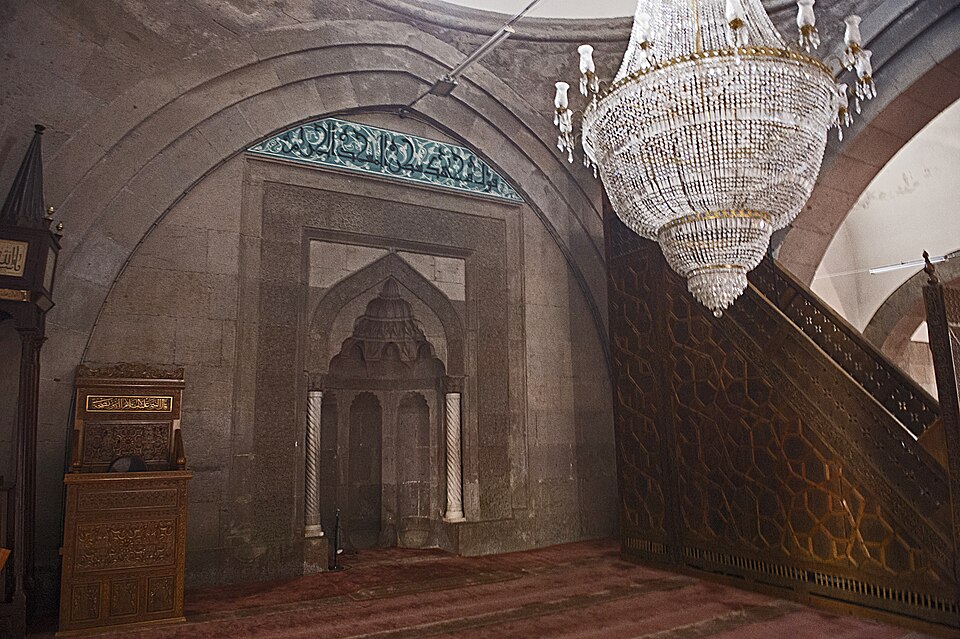 Fayl:Hunat Hatun Complex 2428.jpg