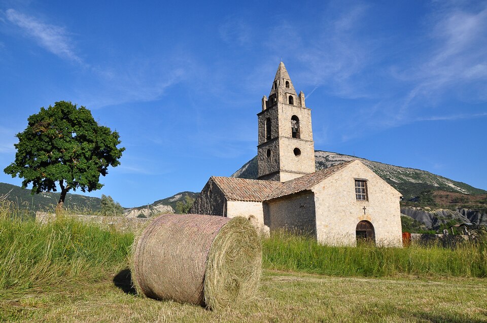 Fayl:Église de Tartonne.jpg