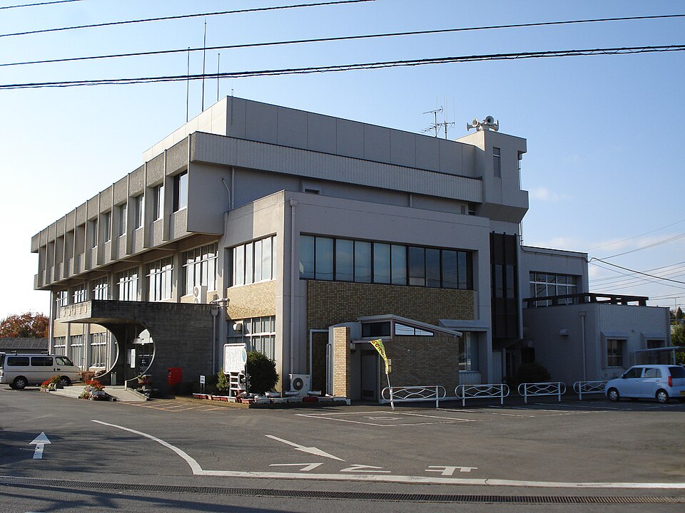 Fayl:Miho Village Hall.jpg