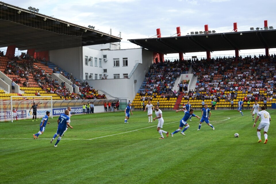 Fayl:Aktobe Central Stadium (02).jpg