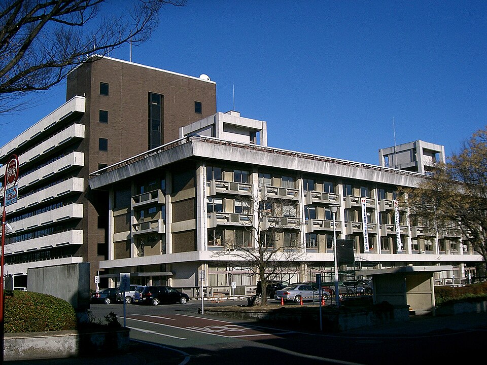 Fayl:Kiryu City Office.JPG