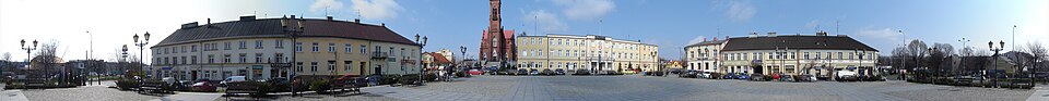 Fayl:Zgierz-town-square-2012-04-13.jpg