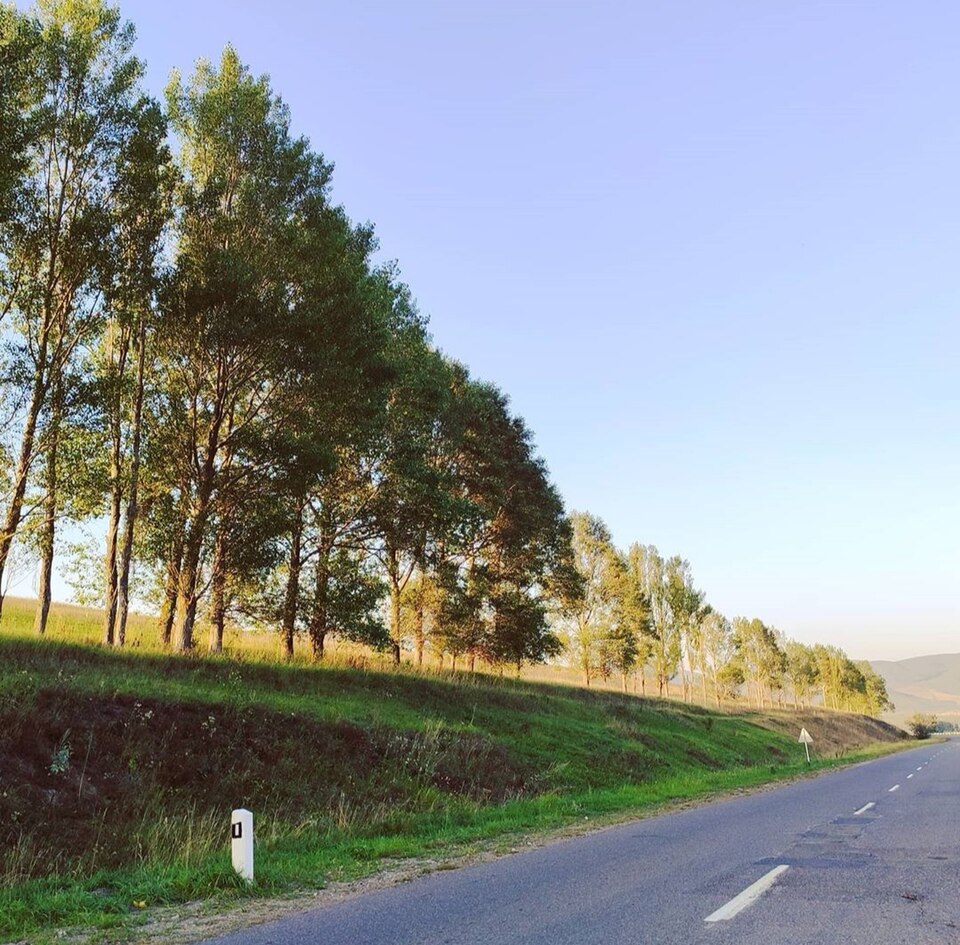 Fayl:Carretera de Chambarak.jpg