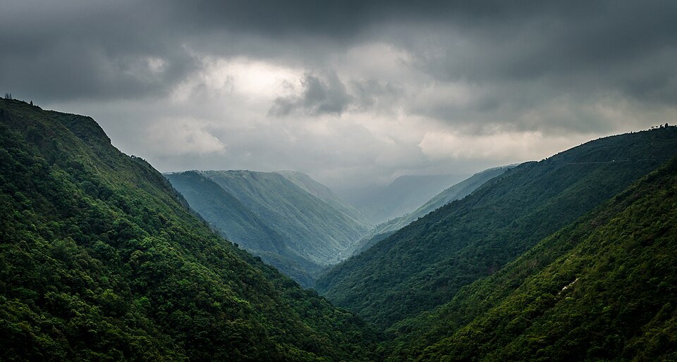 Fayl:East Khasi Hills.jpg