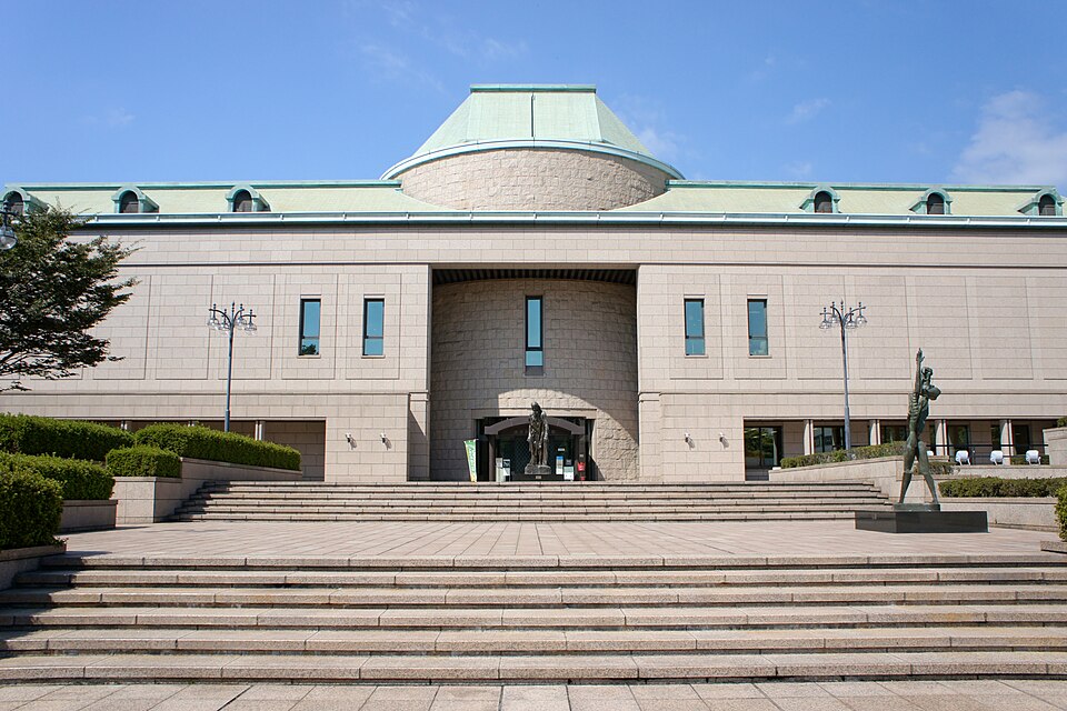 Fayl:Kagoshima City Museum of Art01n4440.jpg