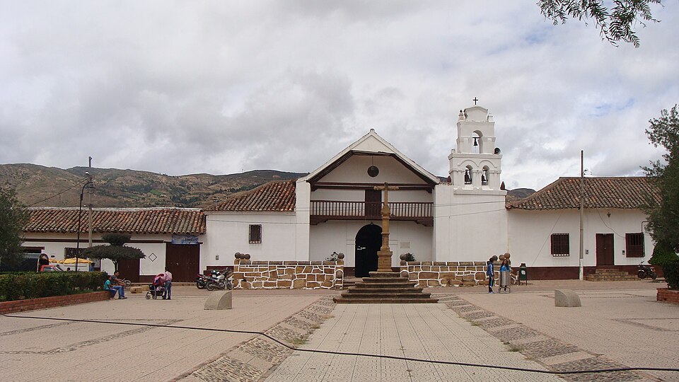 Fayl:11 Iglesia de Sáchica Boyacá.JPG