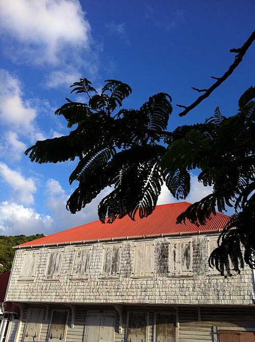 Fayl:Old building in Gustavia.jpg