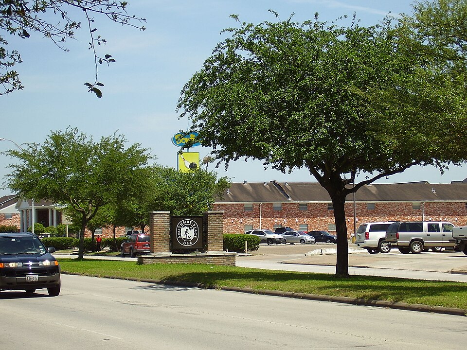 Fayl:SouthsidePlace.JPG