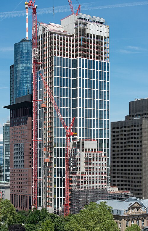 Fayl:Frankfurt Taunusturm.Büro.20130603.jpg