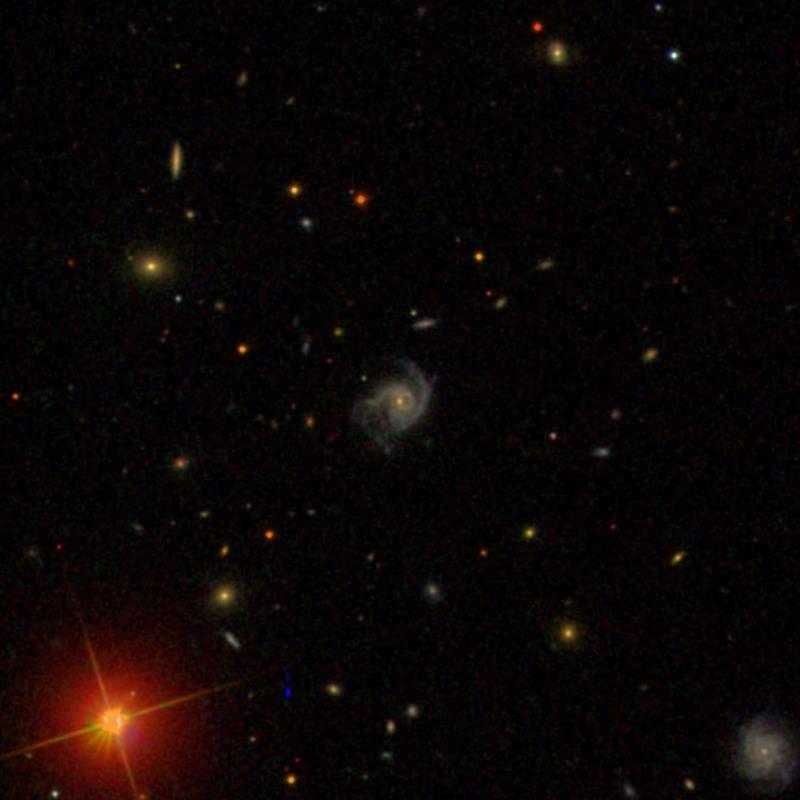 Fayl:IC4074 - SDSS DR14.jpg