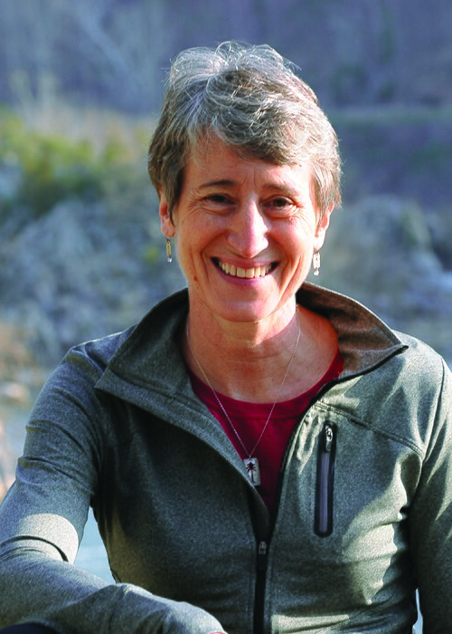 Fayl:Sally Jewell official portrait.jpg