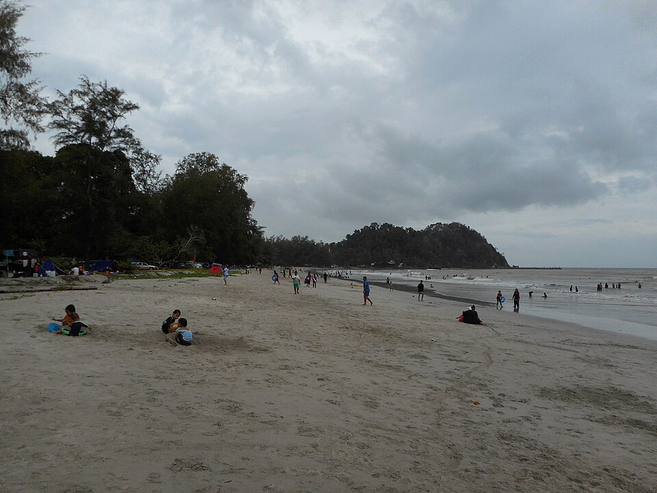 Fayl:Tanjung Leman Beach.jpg