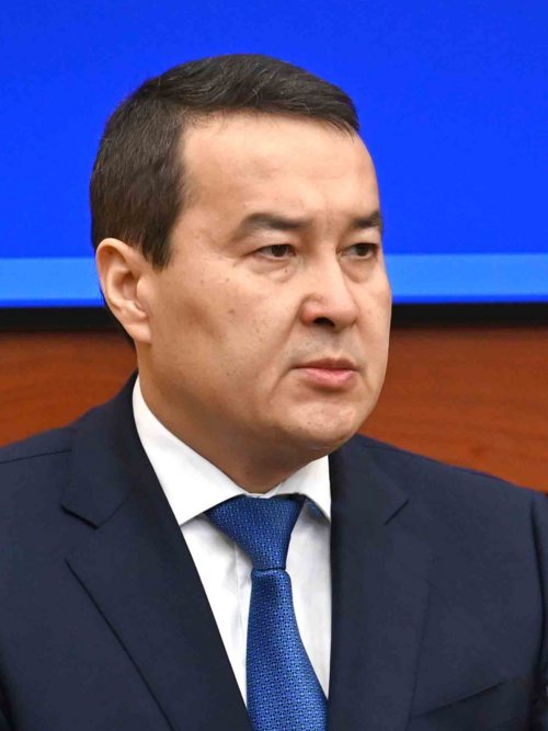 Fayl:Älihan Smaiylov (2023-03-30).png