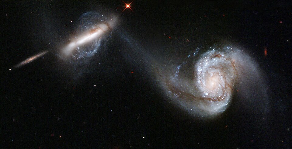 Fayl:Arp87full.jpg