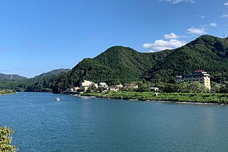 Agano daryosi va Sakihana onsen