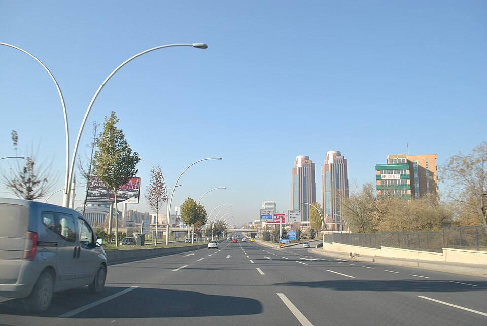 Fayl:Eskişehiryolu3.JPG