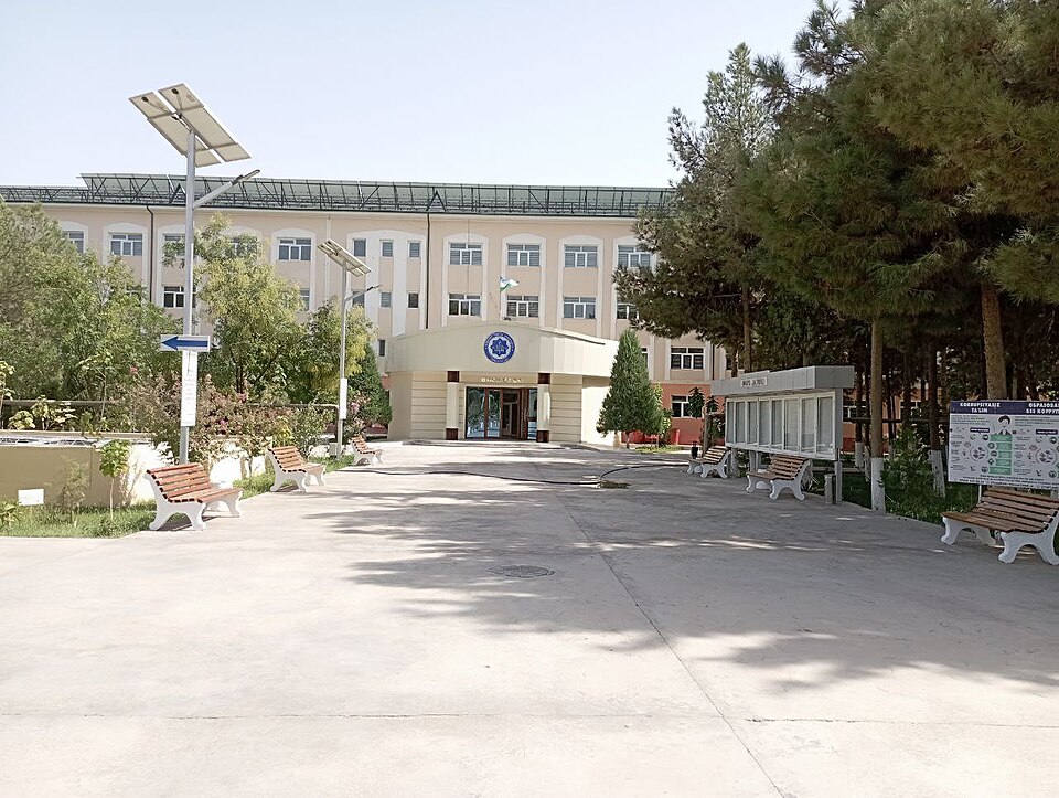 Fayl:Toshkent tibbiyot akademiyasi termiz filiali.jpg