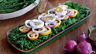 Ensaladang pako (sabzavot paporatnigi)