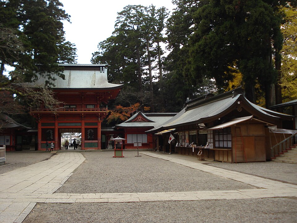 Fayl:Kashima-jingu romon gate.jpg
