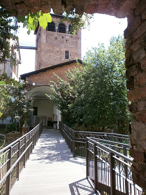 Fayl:Museo archeologico milano 3.JPG