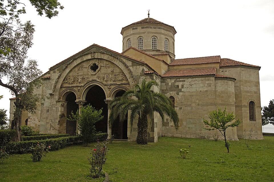 Fayl:Trabzon Hagia Sophia 4900.jpg