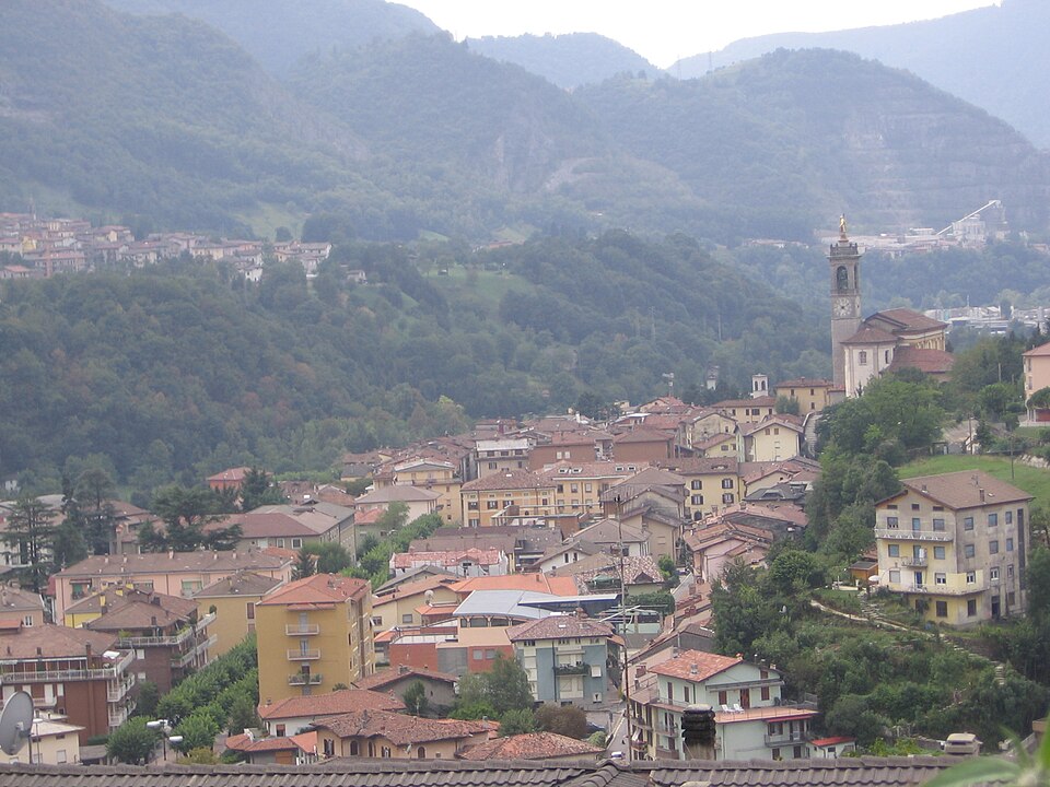 Fayl:Zogno panorama.JPG