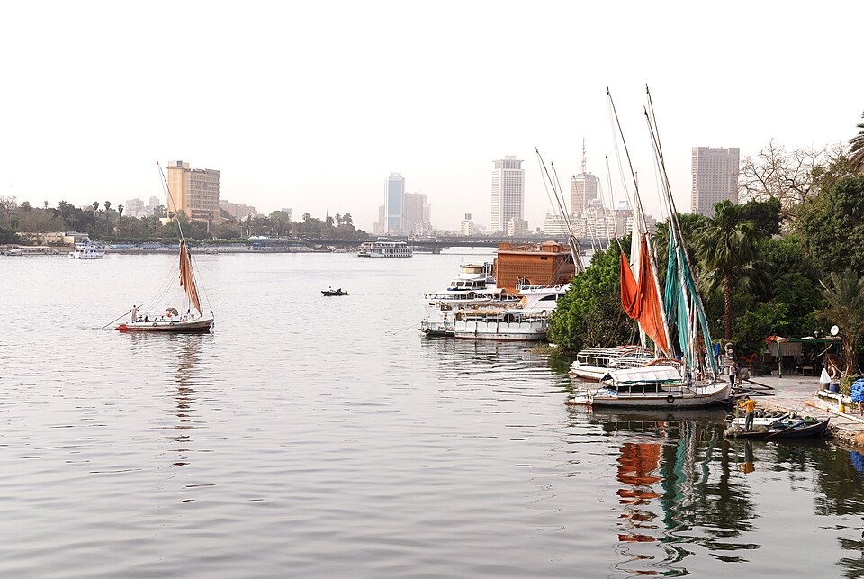 Fayl:Cairo Nile River.jpg