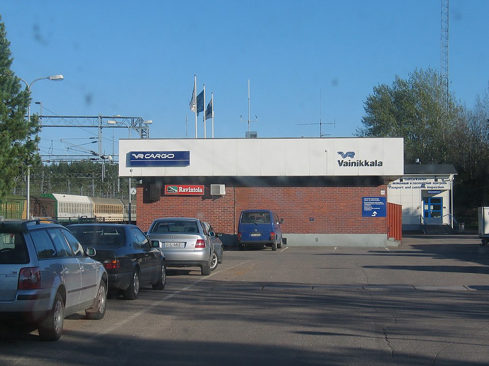 Fayl:Vainikkala railway station.jpg