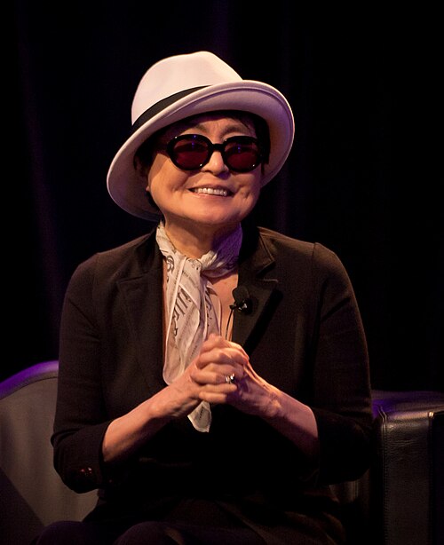Fayl:Yoko Ono 2011 SXSW.jpg
