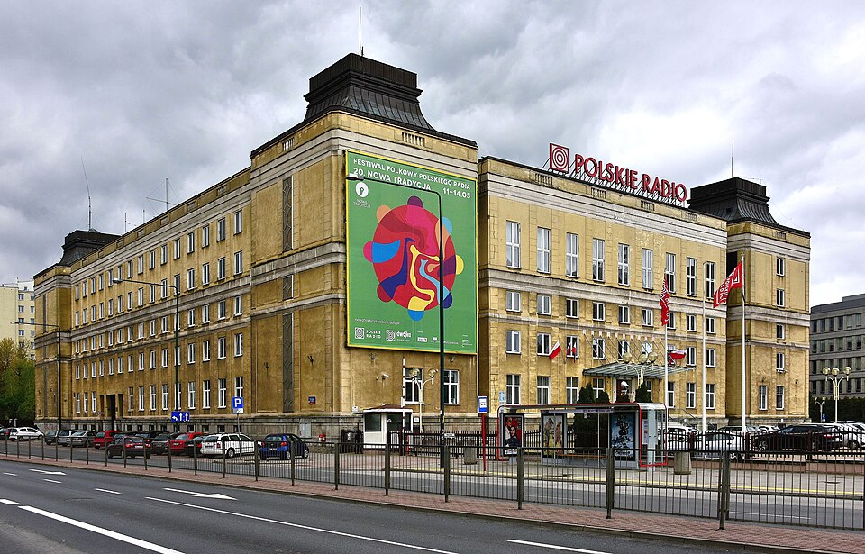 Fayl:Polskie Radio al. Niepodległości 2017.jpg