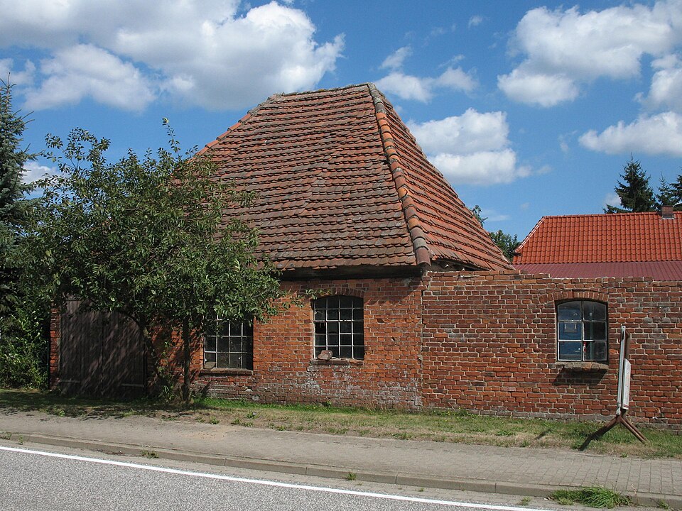 Fayl:Ruester Krug forge.jpg