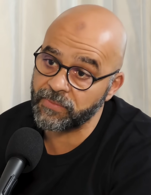 Fayl:Mo Gawdat 2022.png