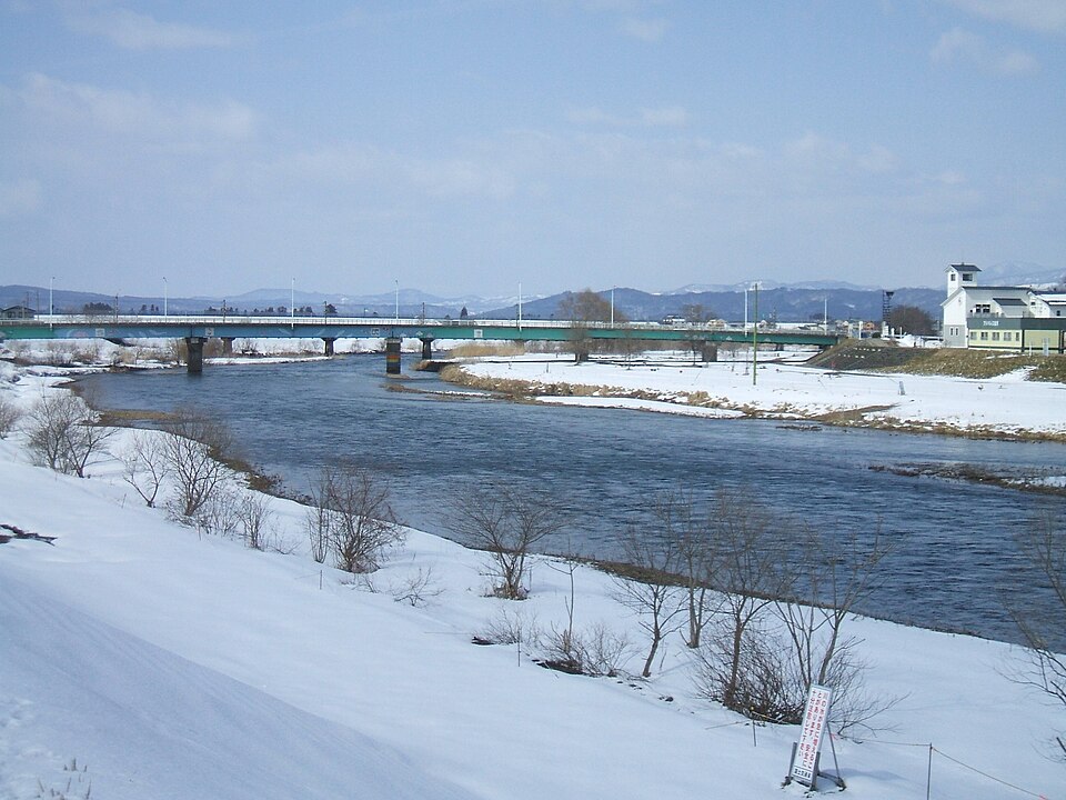 Fayl:Nippashi-gawa River at Yugawa village.jpg