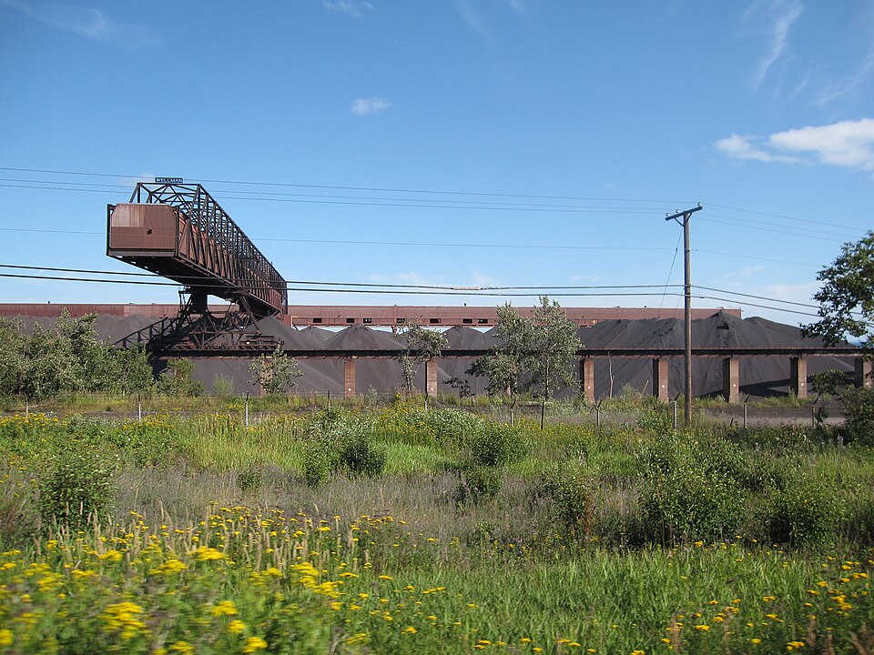 Fayl:Silver-bay-taconite-plant.jpg
