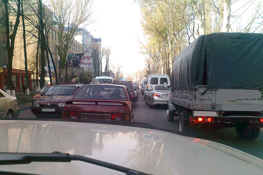 Fayl:The traffic in Shymkent-city.jpg