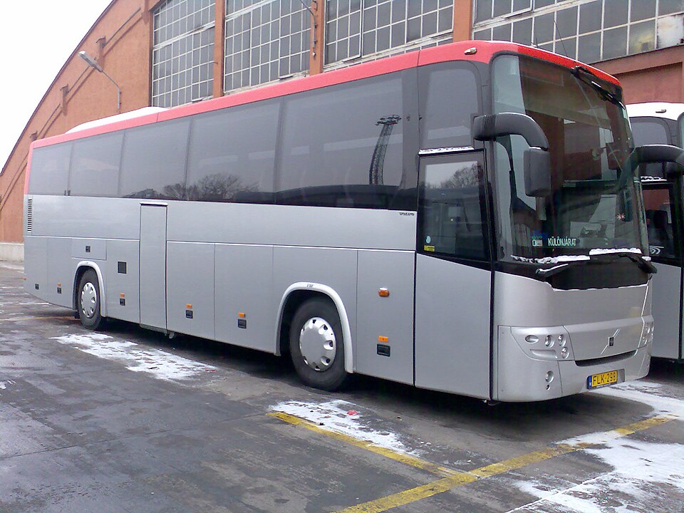 Fayl:Volvo 9900 BKV.jpg