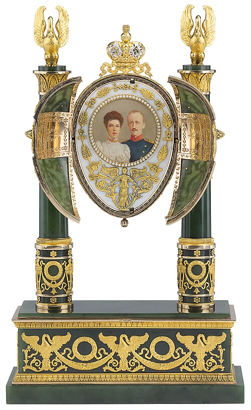 Fayl:1902 egg open.jpg